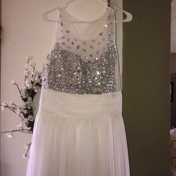White Flowy Diamond Dress - Picture 2 of 2